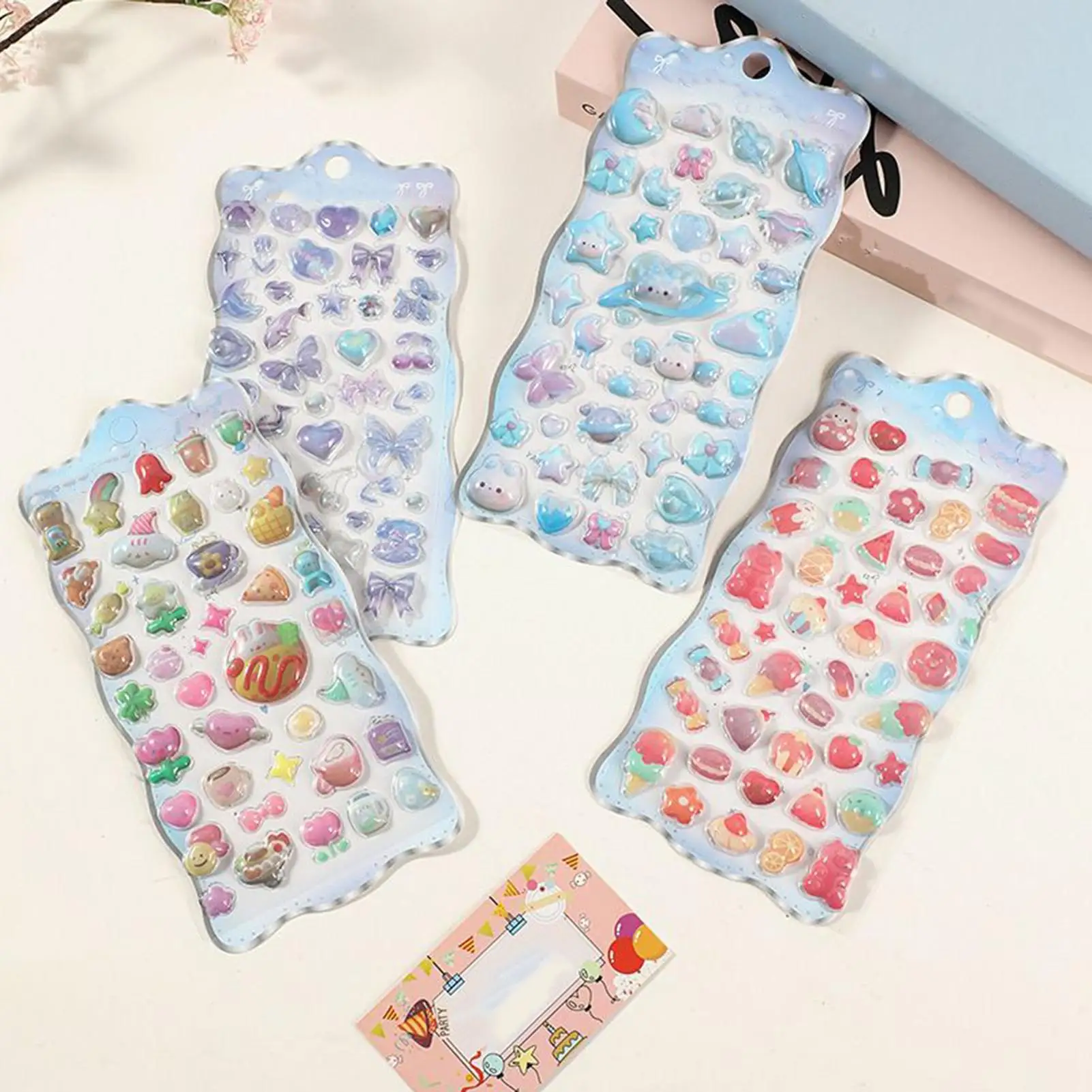 สติกเกอร์ 3 มิติ 4 ชิ้น ลายการ์ตูน แผ่นงานฝีมือ สติกเกอร์น่ารักขนาดเล็ก 3 มิติ สำหรับเด็ก เด็กผู้ชาย เด็กวัยหัดเดิน กิจกรรม ท่องเที่ยว สมุดภาพ