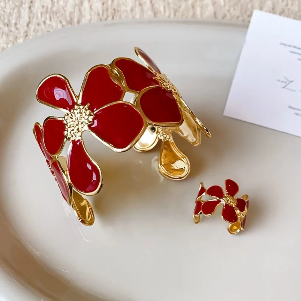 Opening Flower Bracelet and Ring Kit Pleated Metal Iron Women's Wedding Jewelry Set Vintage Drip Oil Open Floral Bangle