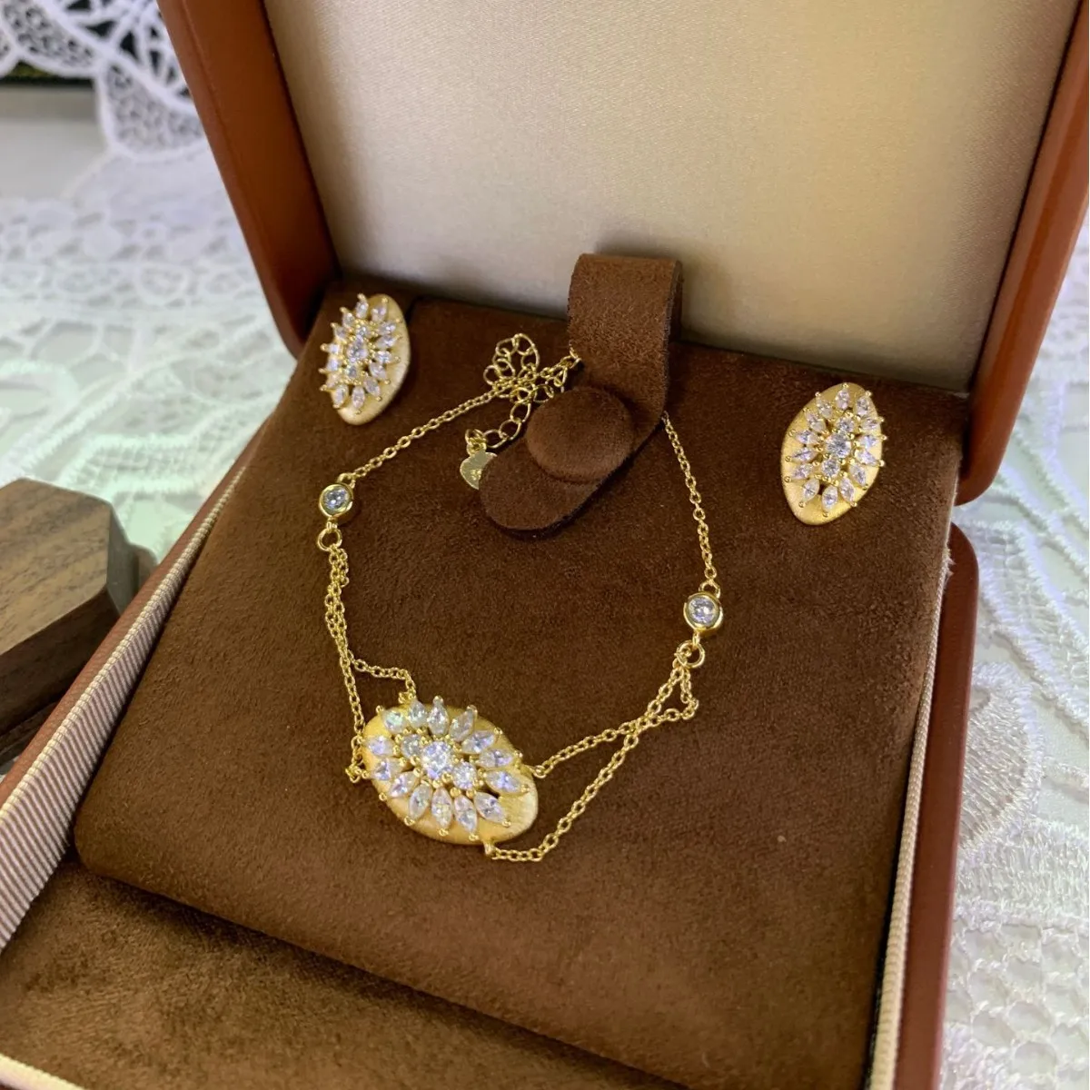 New 925 Sterling Silver Flower Marquise Mosaic Bracelet, Niche Luxury Vintage Jewelry