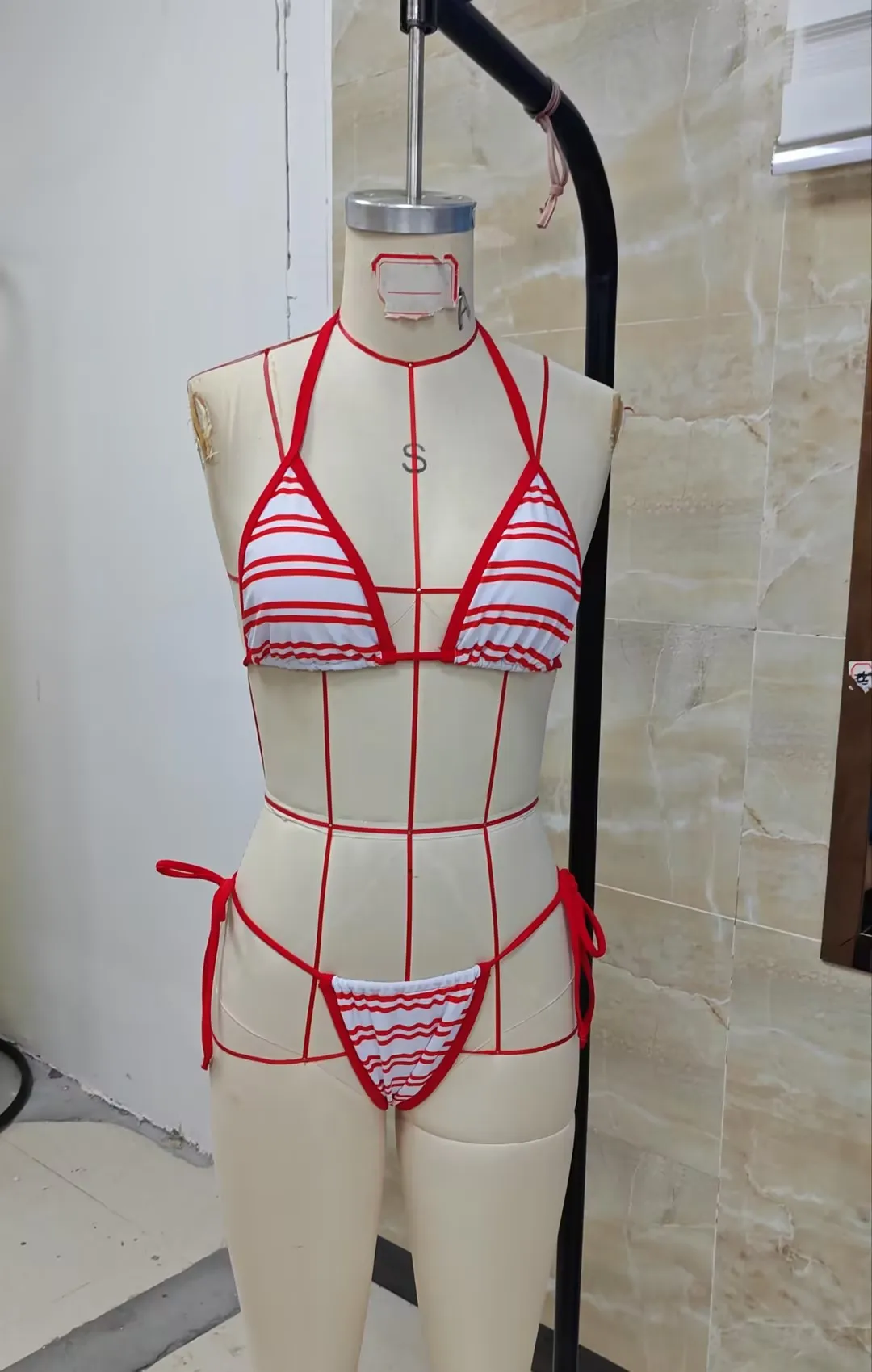 

Женский комплект бикини из 2 предметов: элегантный полосатый бюстгальтер с завязками и трусики на завязках, купальник для пляжа и бассейна