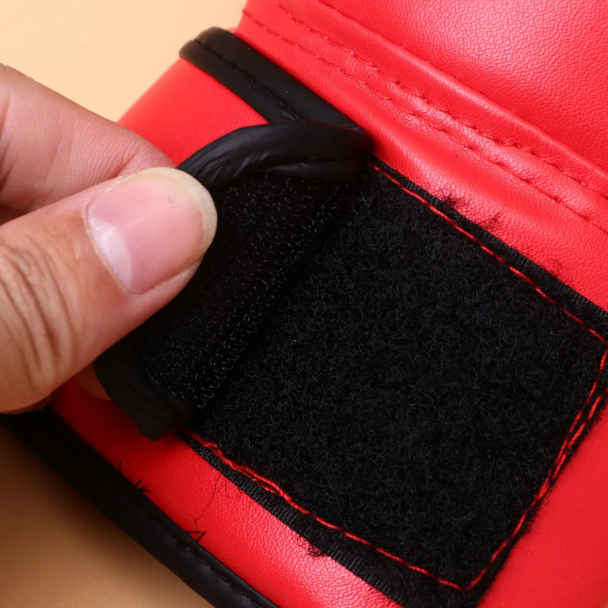 Flame Pattern PU Boxing Gloves for Training Punch Mitts Ideal for Taekwondo Kickboxing Sparring Fighting Wear