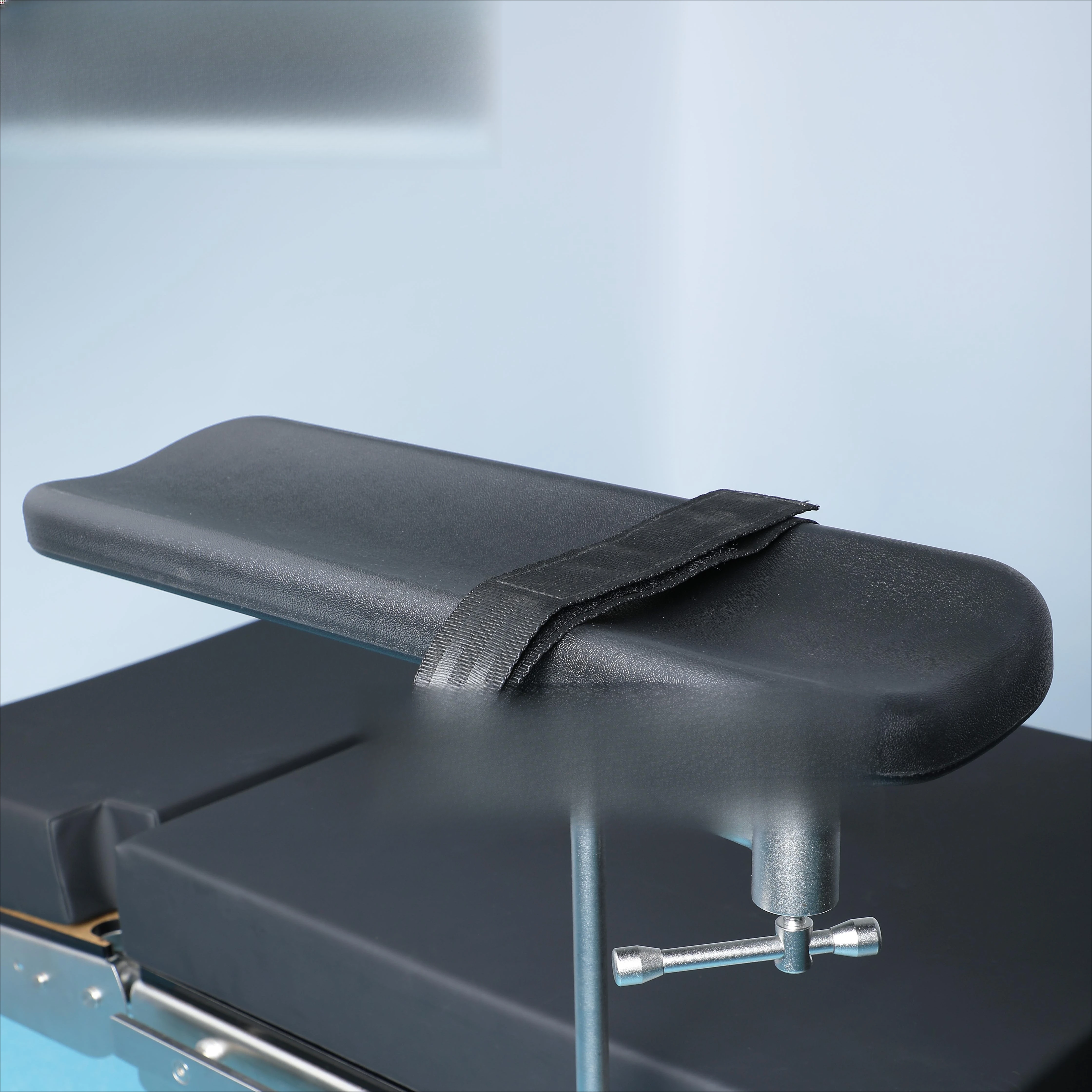 

Medical Hanging Operating Table Accessories Operating Table Armrest Lateral Position Hand Rack