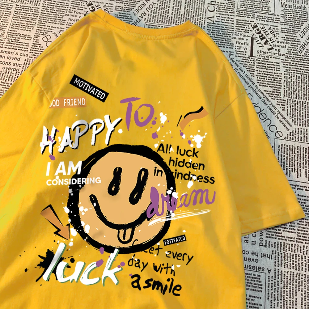 Happy To Dream Luck Smile Mężczyźni Kobiety T-Shirt Wysokiej jakości koszulki z okrągłym dekoltem Letnia luźna odzież sportowa Bawełniane oddychające koszulki