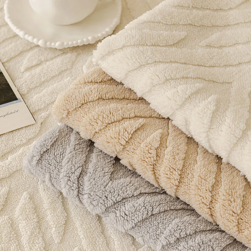 High-Quality Ultra Soft Jacquard Sofa Cushion Autumn and Winter Anti-Slip Sofa Cover Anti-Scratch Couch Blanket for Living Room