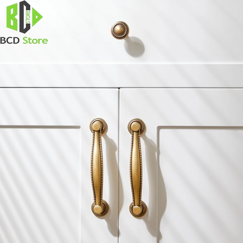 BCD-خزانة المطبخ الأمريكية تسحب مقابض درج نحاسي قذيفة صلبة ضوء فرنسي فاخر مقابض باب خزانة الملابس الأجهزة والأثاث