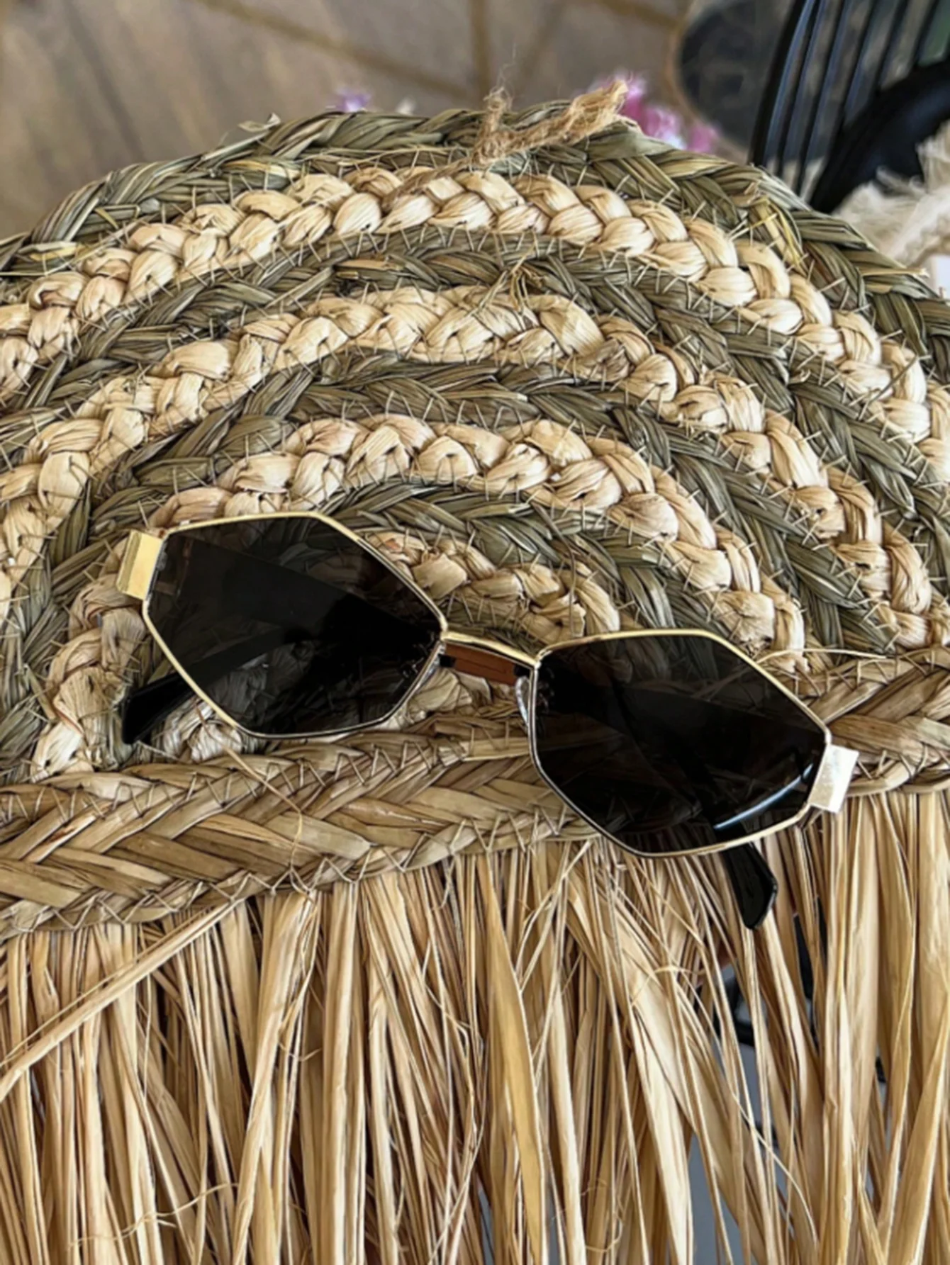 1 x modische Rautenrahmen-Brille, geeignet für jede Gesichtsform, perfekt für Partys, Weihnachtsgeschenke, Unisex – Detail 3