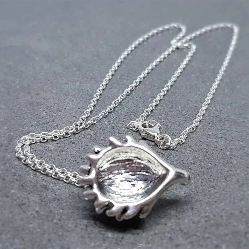 Fashion Adorable Silver Hedgehog Pendant Necklace