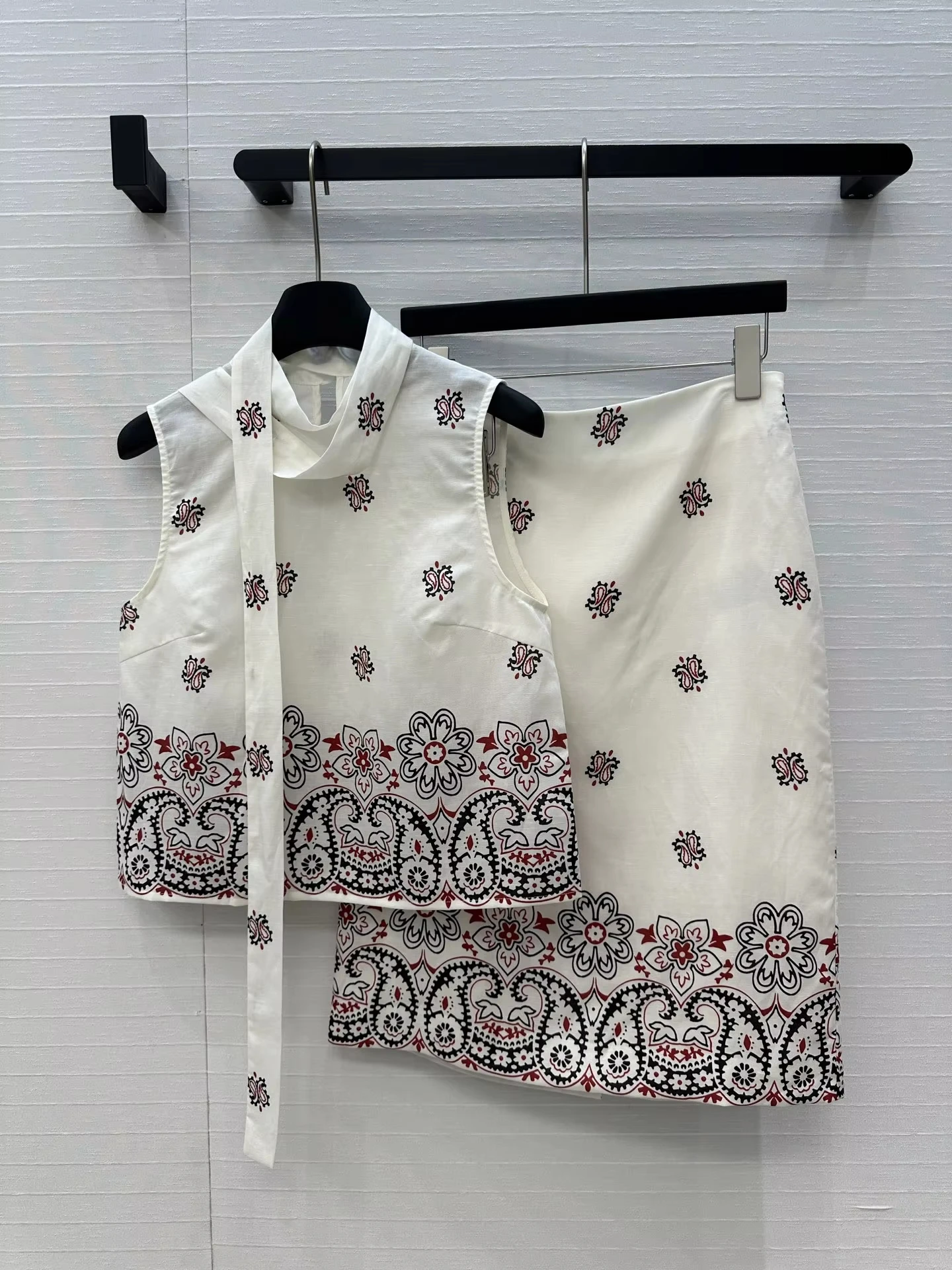 

Designer Brand Spring Summer Cotton Printing Tank Tops and Straight Knee-length Skirt Sets Trendy Sweet Slim Female Clothes