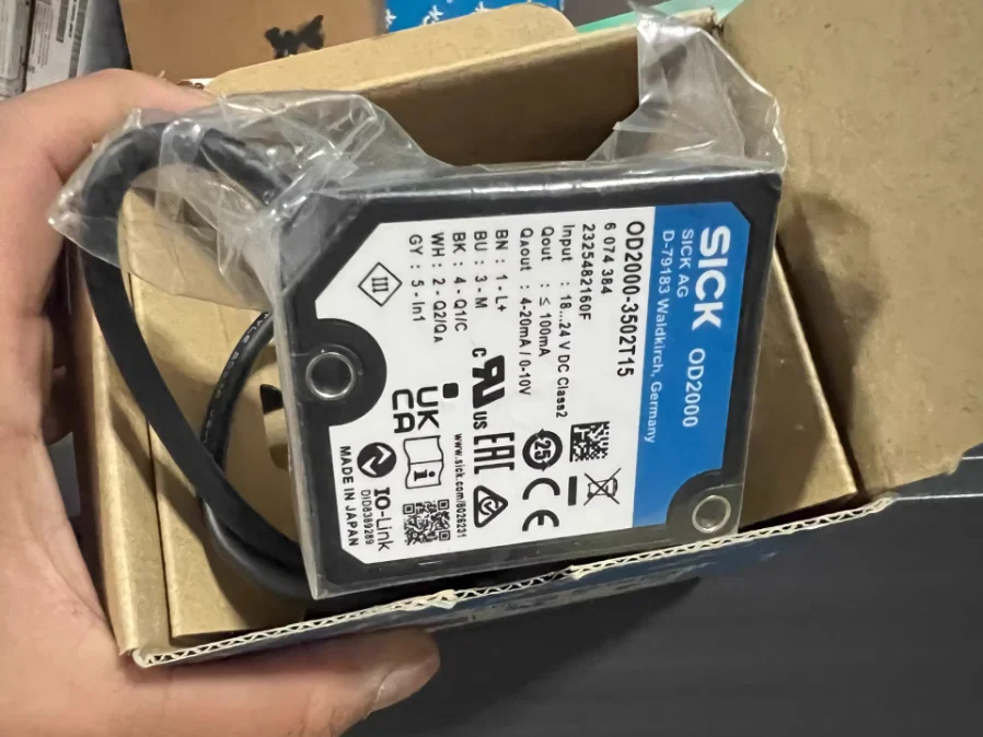 SICK OD2000-3502T15 laser sensor, brand new, imported from Germany, made in Japan. Model 6074384, comes with original label