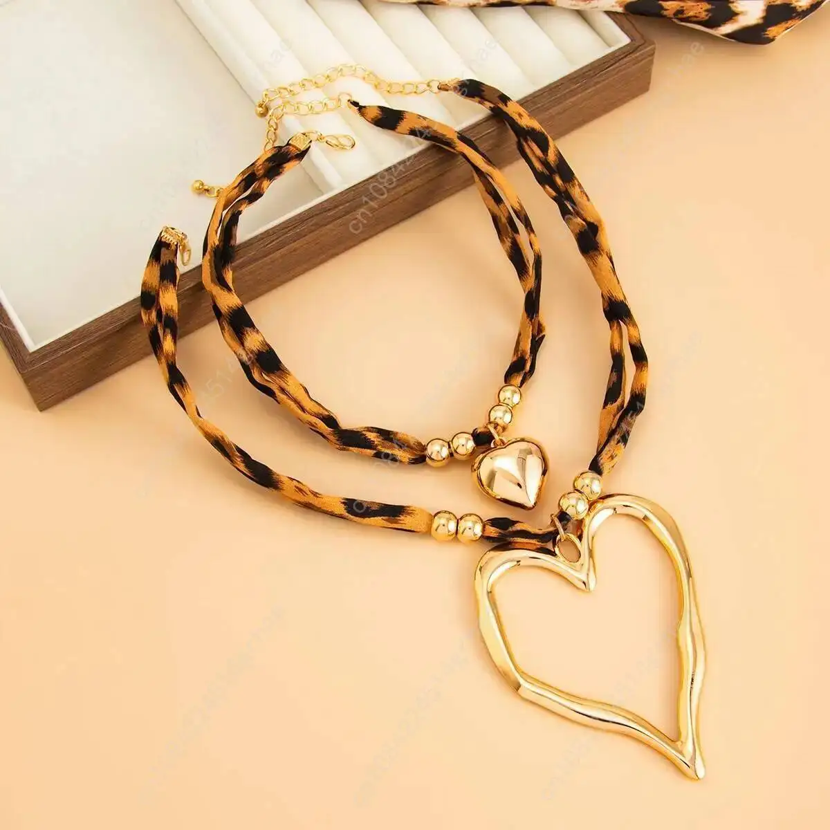 Ingemark العرقية الرجعية كبيرة الحب القلب قلادة المختنق قلادة 2026 الاتجاه الجديد القوطي ليوبارد طباعة سلسلة اليومية مجوهرات الحفلات هدية #4