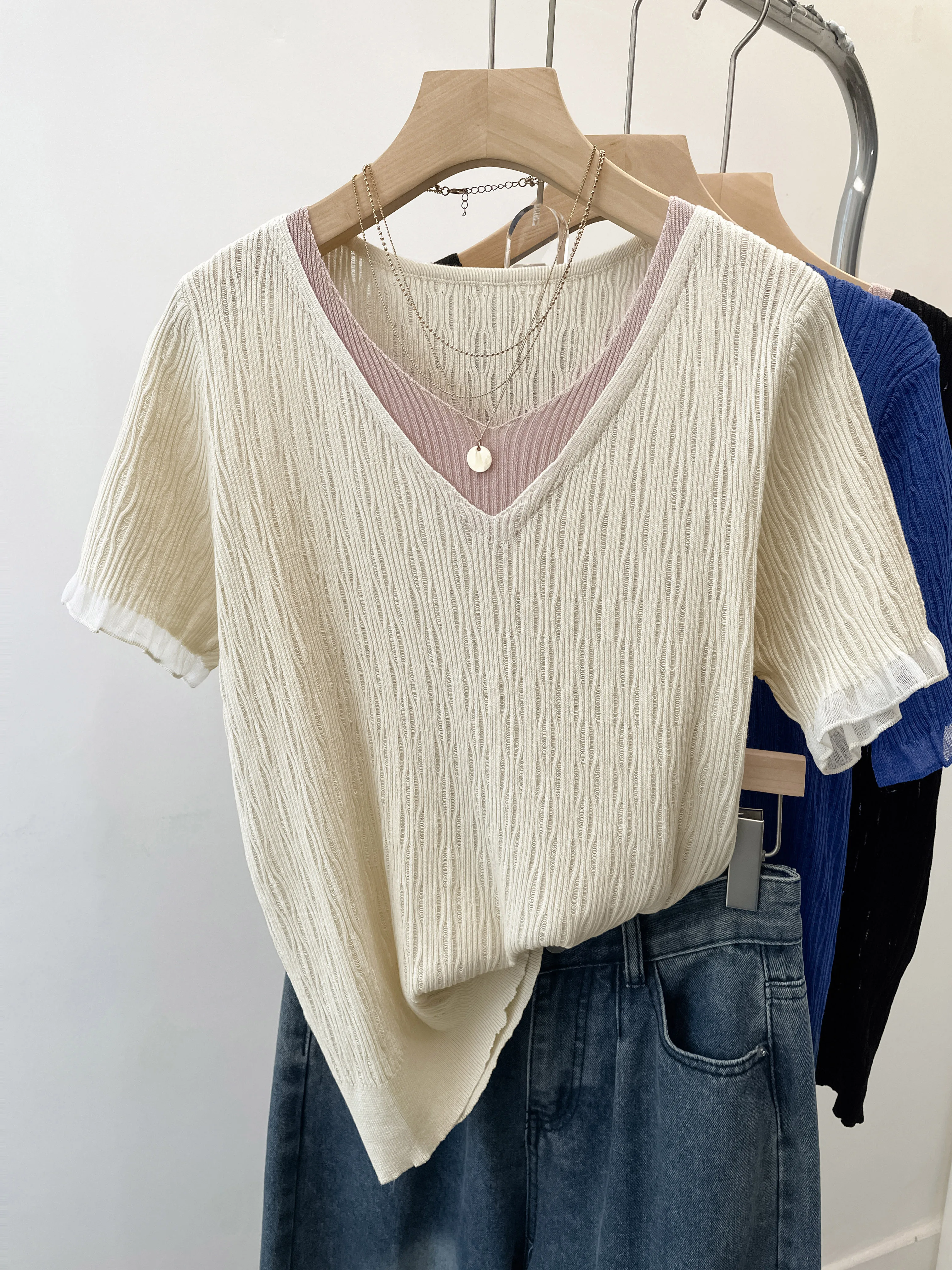 

Женский летний тонкий вязаный свитер-пуловер с V-образным вырезом, облегающий, с коротким рукавом, 2026