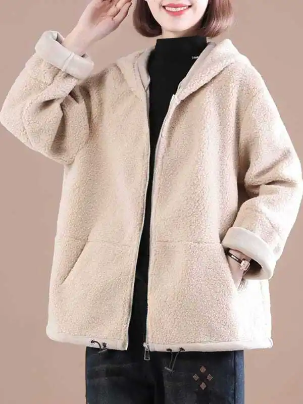 

Женская куртка большого размера из овечьей шерсти, осенне-зимнее свободное пальто с художественным дизайном и капюшоном, модная утепленная верхняя одежда, стройнящая фигуру