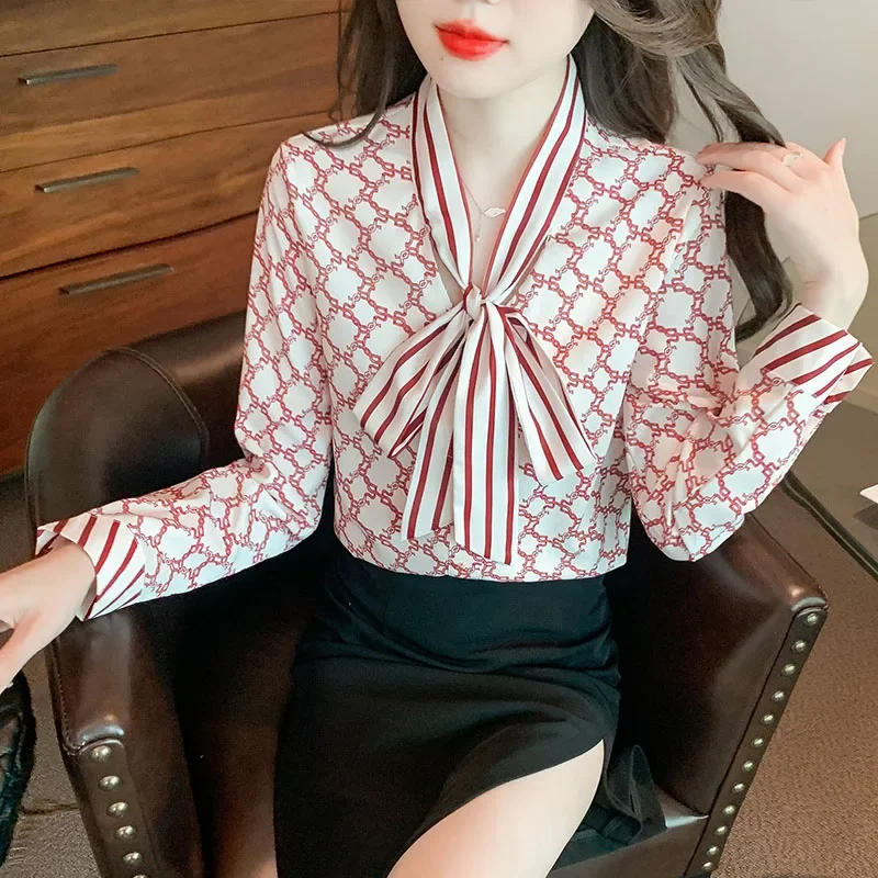 Women Clothing Fashion Elegant Chain Printed Blouse Spring Autumn Long Sleeve Bow Loose V-neck Chiffon Shirts Office Lady Top