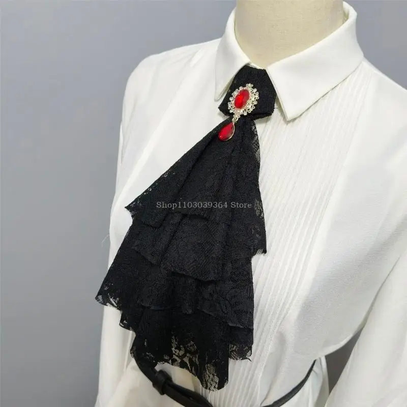 Camadas destacáveis Ruffle Lace Collar com Rhinestones Gothic Victorian Declaração