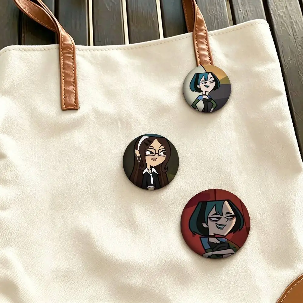 T-Total Drama Island TDI Cartoon Reality Show  25mm 32mm 44mm 58mm 75mm Brooches Badges Pins for Accessories Gift