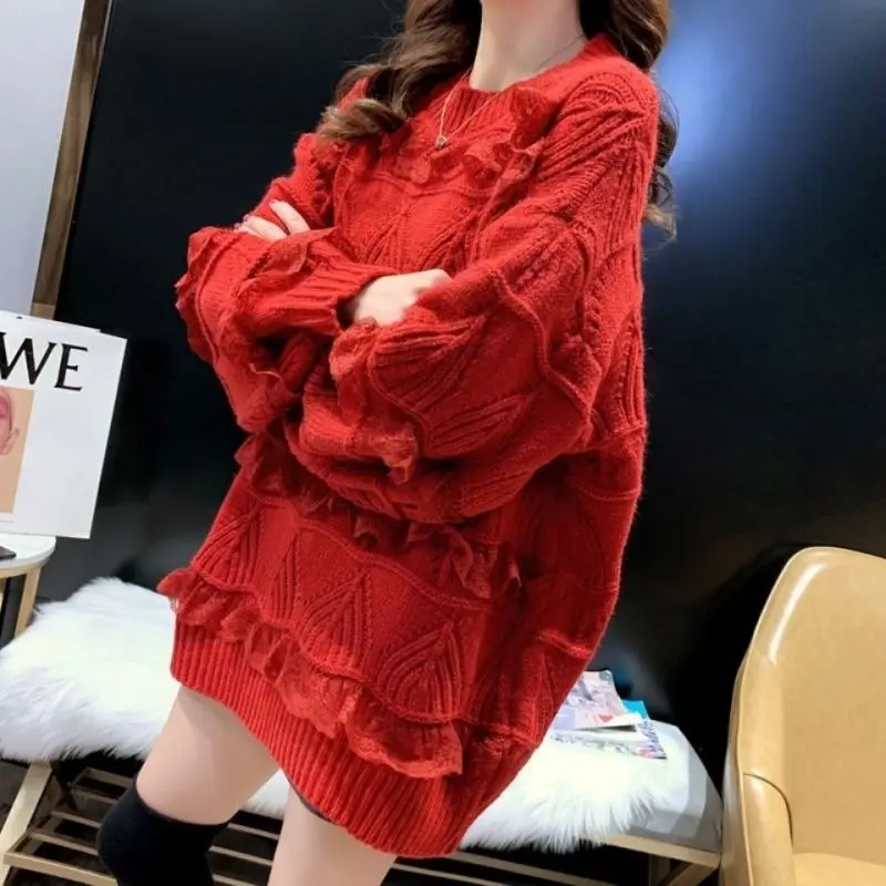 Fashion-forward Women’s Sweater 2023 with Lace Stitching Pullover Top Autumn Winter Elegant and Chic Women’s Outerwear Sweater