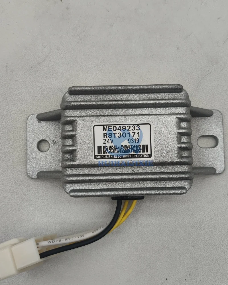 Реле-регулятор 24В ME049233 для экскаваторов Kobelco K909LC, K916, K916LC, MD450BLC, SK220, SK220LC - Запчасть для строительной техники