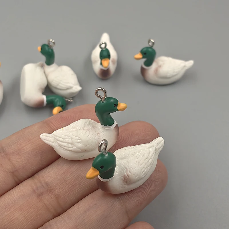 10 Breloques Drôles en Résine Animaux Tête de Canard Verte pour la Fabrication de Bijoux, Breloques Mignonnes Faites à la Main pour Boucles d'Oreilles et Porte-clés DIY C521