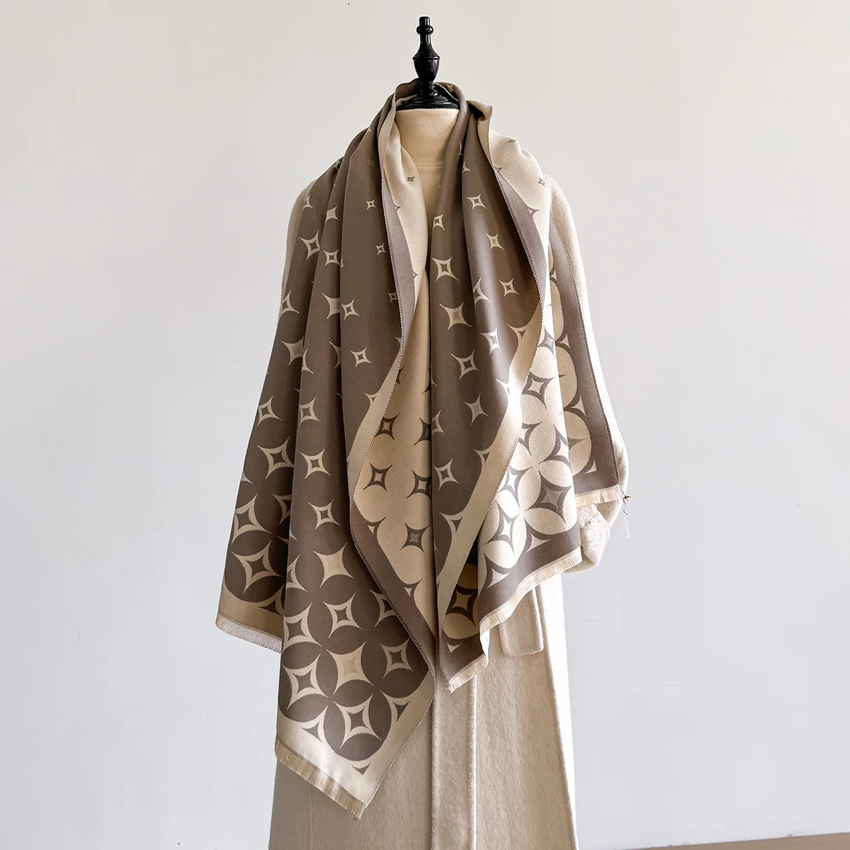 Luxus Winter Schal Frauen Kaschmir Warme Pashmina Marke Foulard Weibliche Schals Wraps Dicke Weiche Bufanda Poncho Schals Stola – Detail 3