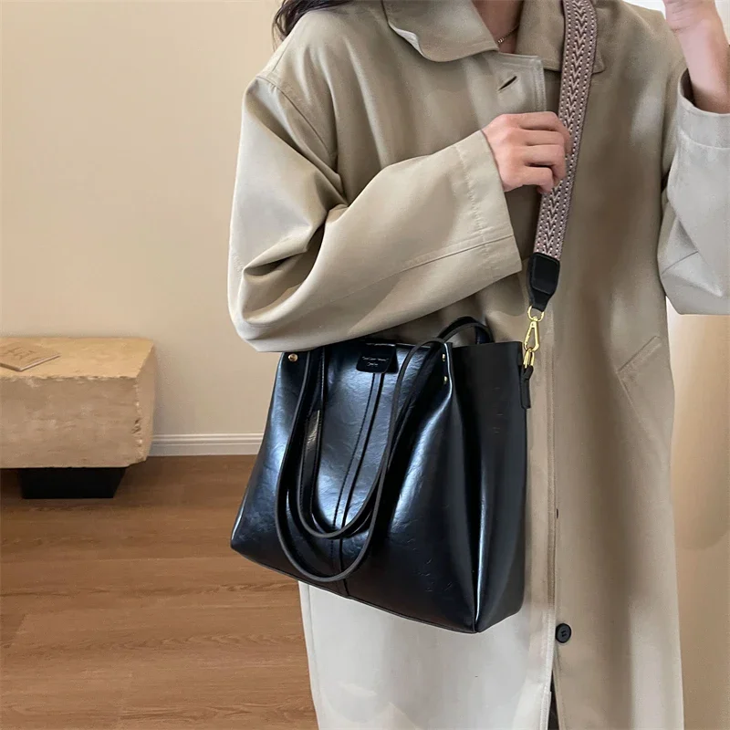 حقيبة يد نسائية جلدية فاخرة كلاسيكية مصممة على الكتف حقيبة يد أنيقة للتصفيف اليومي الحديث #2