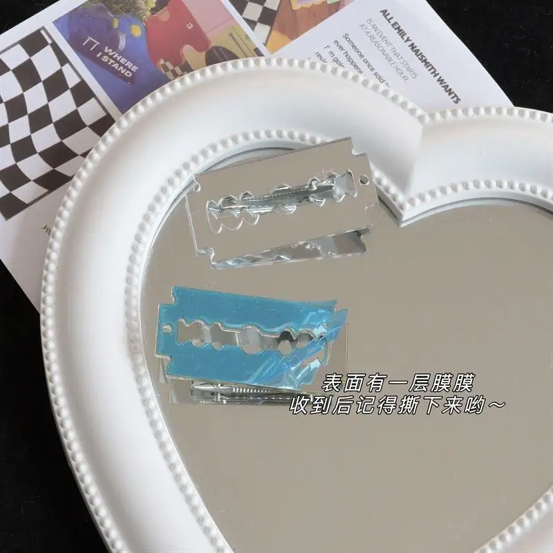 4 Stück/Set Hochwertige, simulierte Klingen-Haarnadeln für Subkultur-Mode-Mädchen, lustige Nischen-Haarspangen, Cosplay-Accessoire – Detail 1