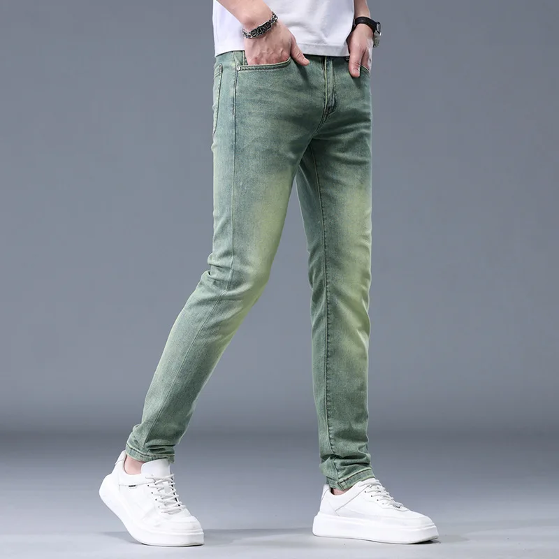 Calça justa e elástica masculina, jeans retrô, amarelo, verde lama, fina, roupas masculinas de alto nível, nova moda, verão, 2024