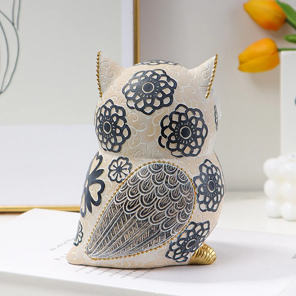 Desktop Owl Ornament Resin Made Statue Decoration Small Creative Home Garden Decorative Piece for Office Table Shelf