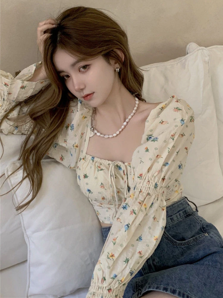 Flare Long Sleeve Blouses Women Crop Tops Floral Hot Sweet Girls Ins Spring Fashion Young College Korean Sexy Temperament Tender