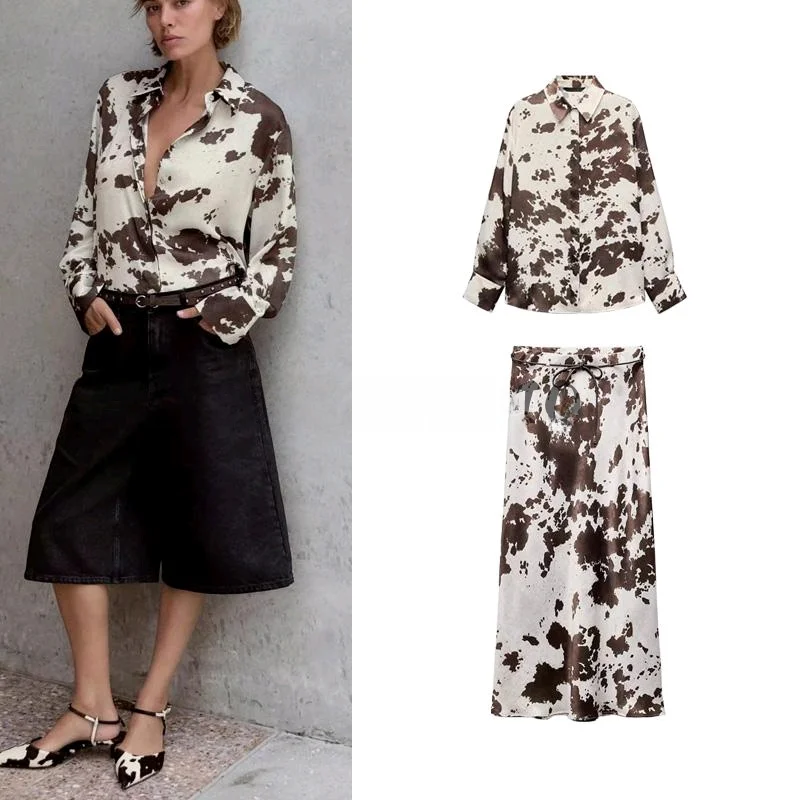 

Весенний шелковый атласный комплект миди с животным принтом и длинный воротник-стойка на пуговицах, модный женский ансамбль