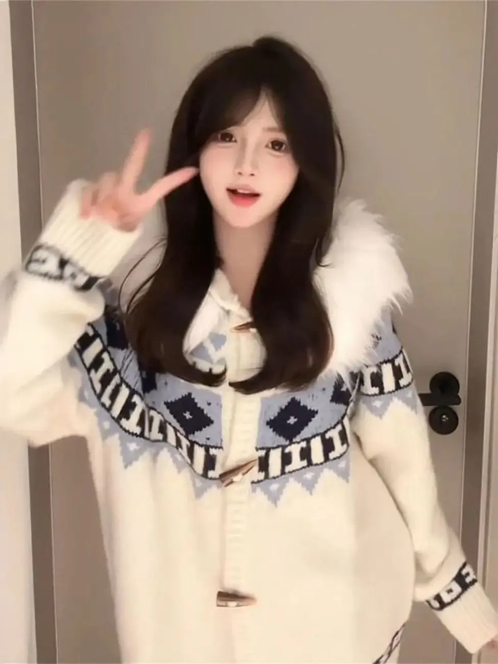 Stylish Lazy Style Knitted Sweater Women's Autumn Winter Korean System Miniature Hat Beautiful Vintage Fur Collar Coat