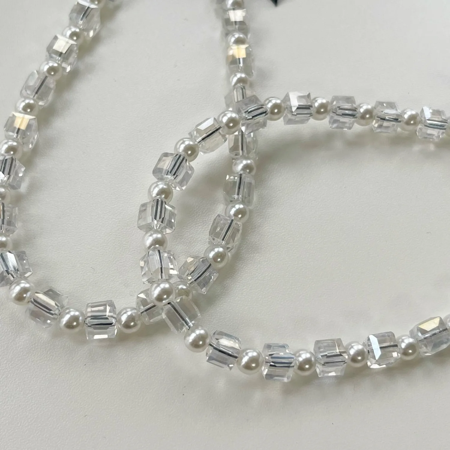 Korean Crystal Cute Bow Mobile Phone Chain Luxurious Hand -handed Bead Wrist Rope Portable Cellphone Strap Hanging Cord Jewelry