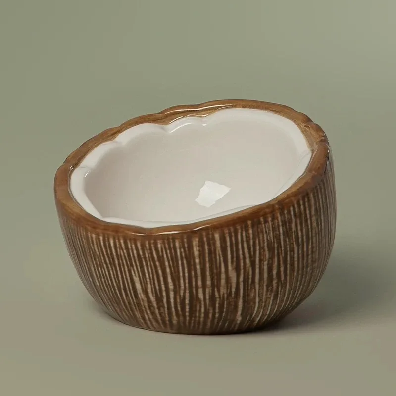 

Coconut-shaped ceramic cat bowl, glazed colour large-calibre pet bowl to prevent black chin and protect cervical spine