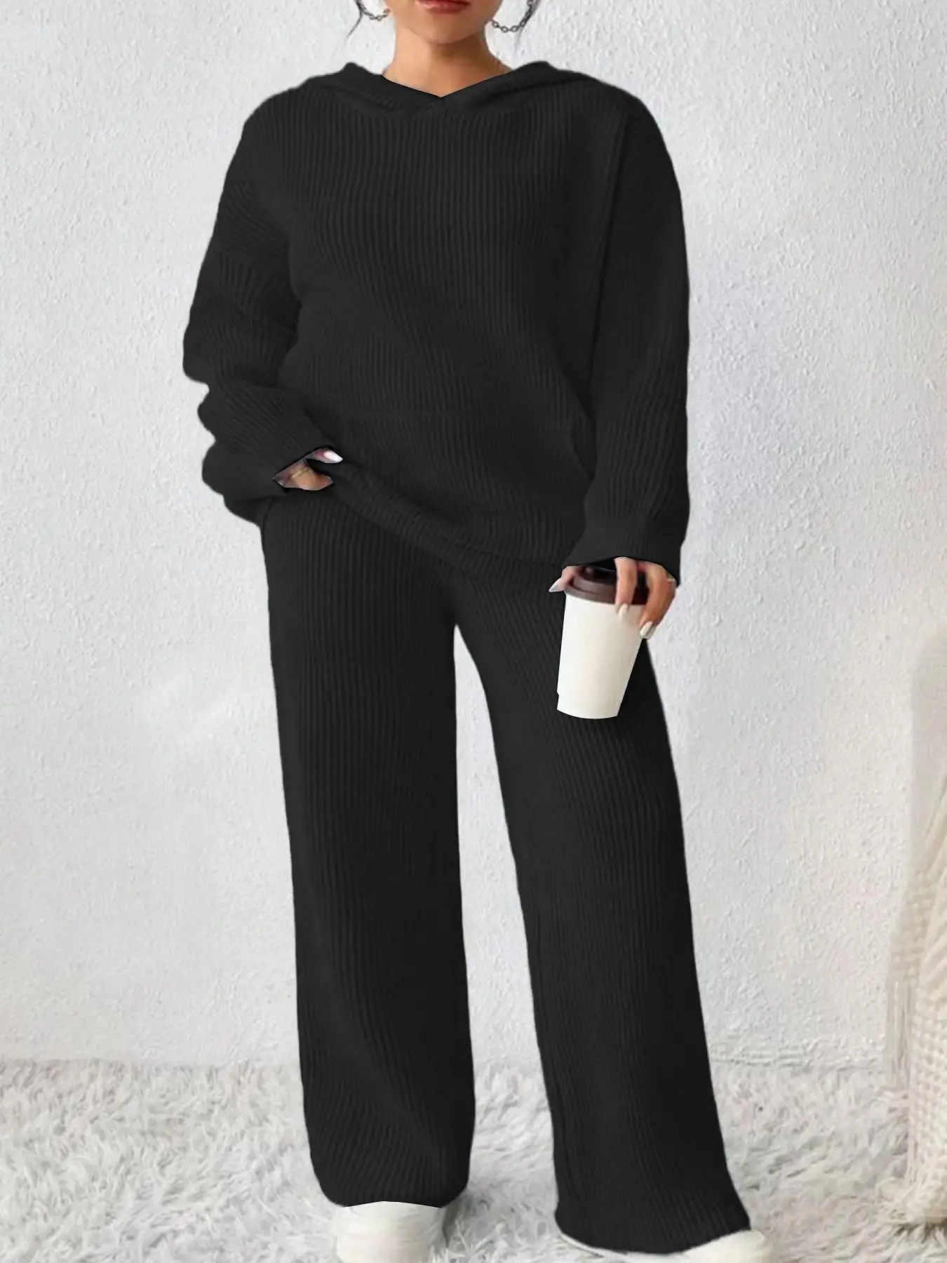 

Женский повседневный спортивный костюм больших размеров, удобный для непринужденного ношения, стильная и универсальная спортивная одежда для повседневного использования