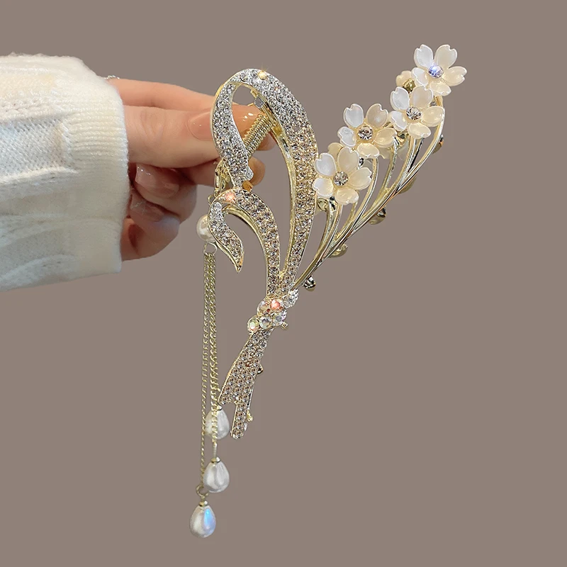 VANIKA-Pinzas para el pelo con diamantes de imitación para mujer, pinza para el pelo con borla de mariposa y flor, tocado, accesorios para el