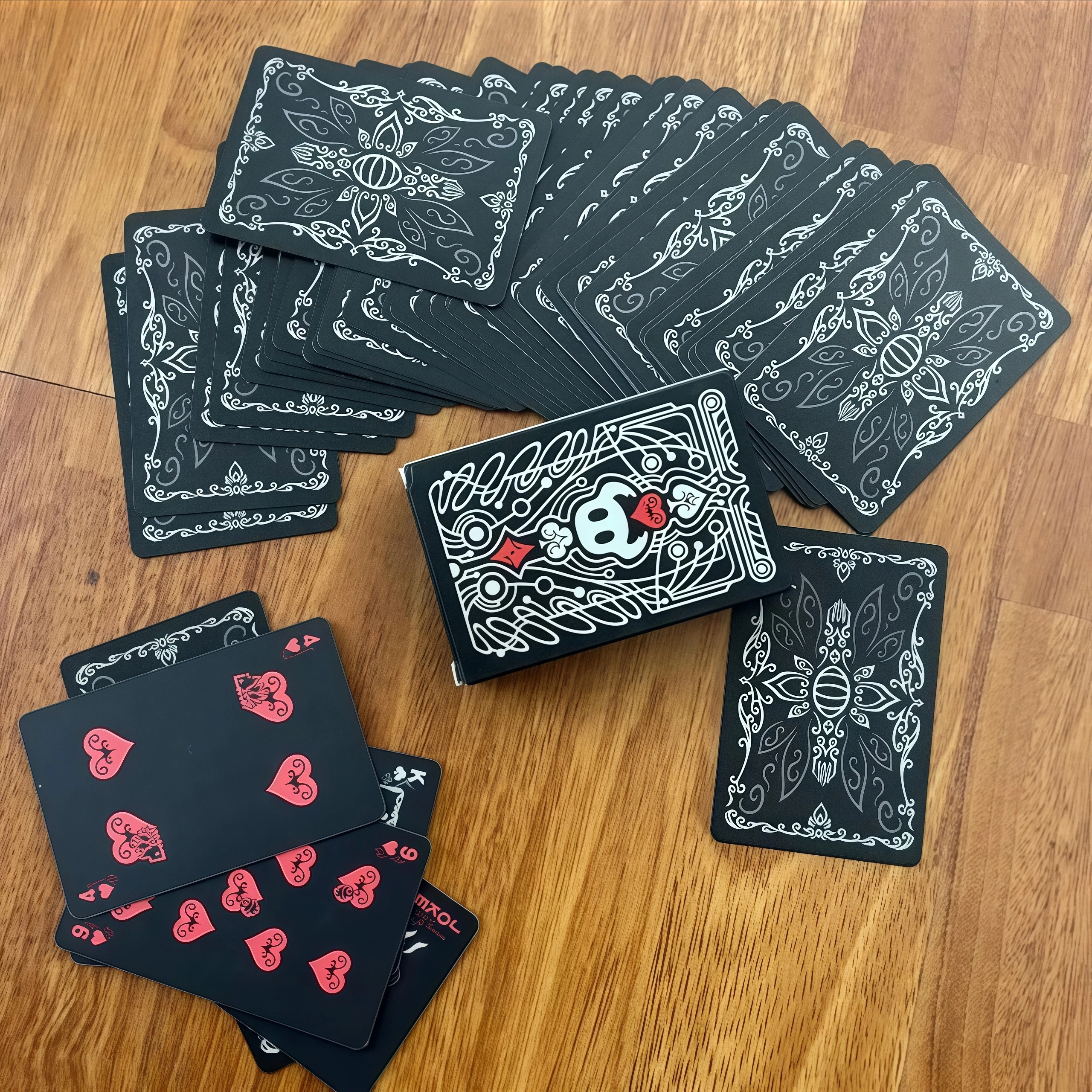 Hollow Knight Standard-Pokerkarten Familien-Party-Brettspiel Spielkarten Gruppen-Spielzeug Tragbare Kreative Brettspiel-Geschenk-Sammlung Pokers – Detail 9