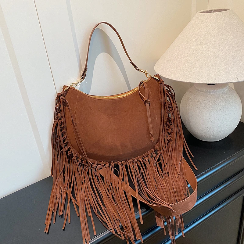 

Высокое качество, женские сумки из нубука из искусственной кожи, модные женские сумки на плечо с кисточками, повседневные женские однотонные сумки через плечо для женщин