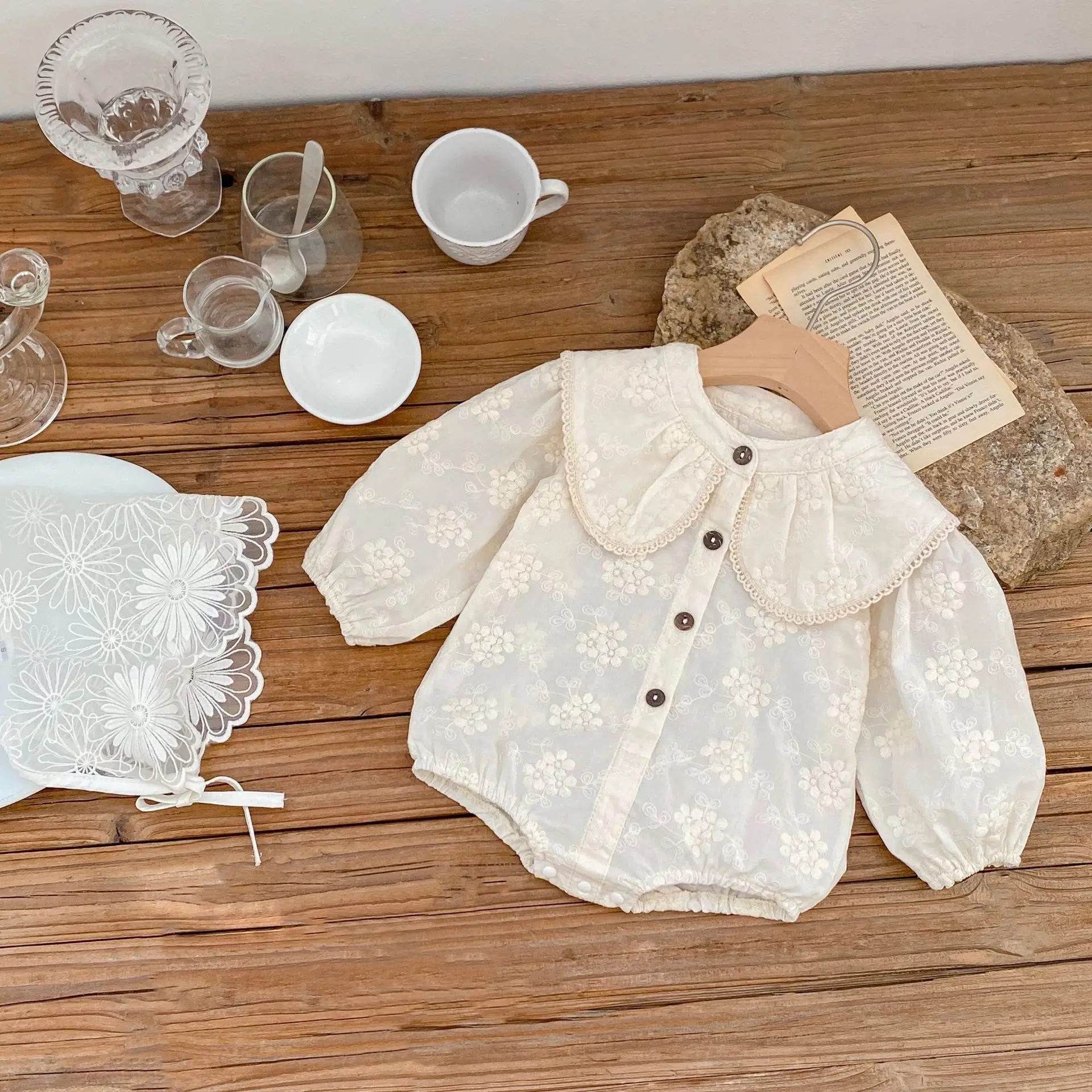 Dollbling 2024 autum new arrivalpure cotton infant baby girl flower embroider large collar ljumpsuit romper