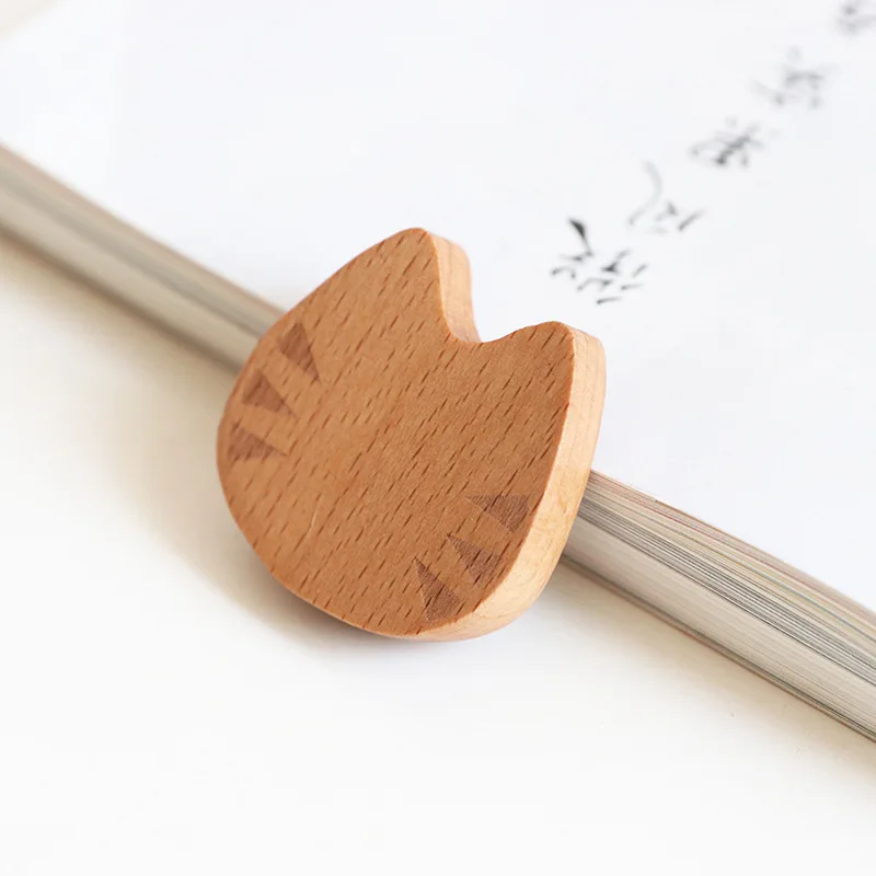 2/5PCS Japanese Style Wooden Chopstick Rest Beech Wood Cat Chopstick Rest Cartoon Rack Hotel Chopstick Rest Tableware