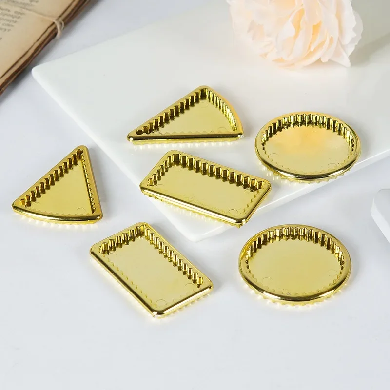 1/12 Mini Dollhouse Golden Dish Tray Model Toys Dollhouse Miniature Kitchen Food Plates Dolls House Decoration Accessories