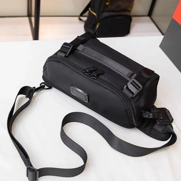 New Modern Fashion Men's Chest Bag Ballistic Nylon Crossbody Shoulder Bag Sling Pack Casual Travel Outdoor Durable