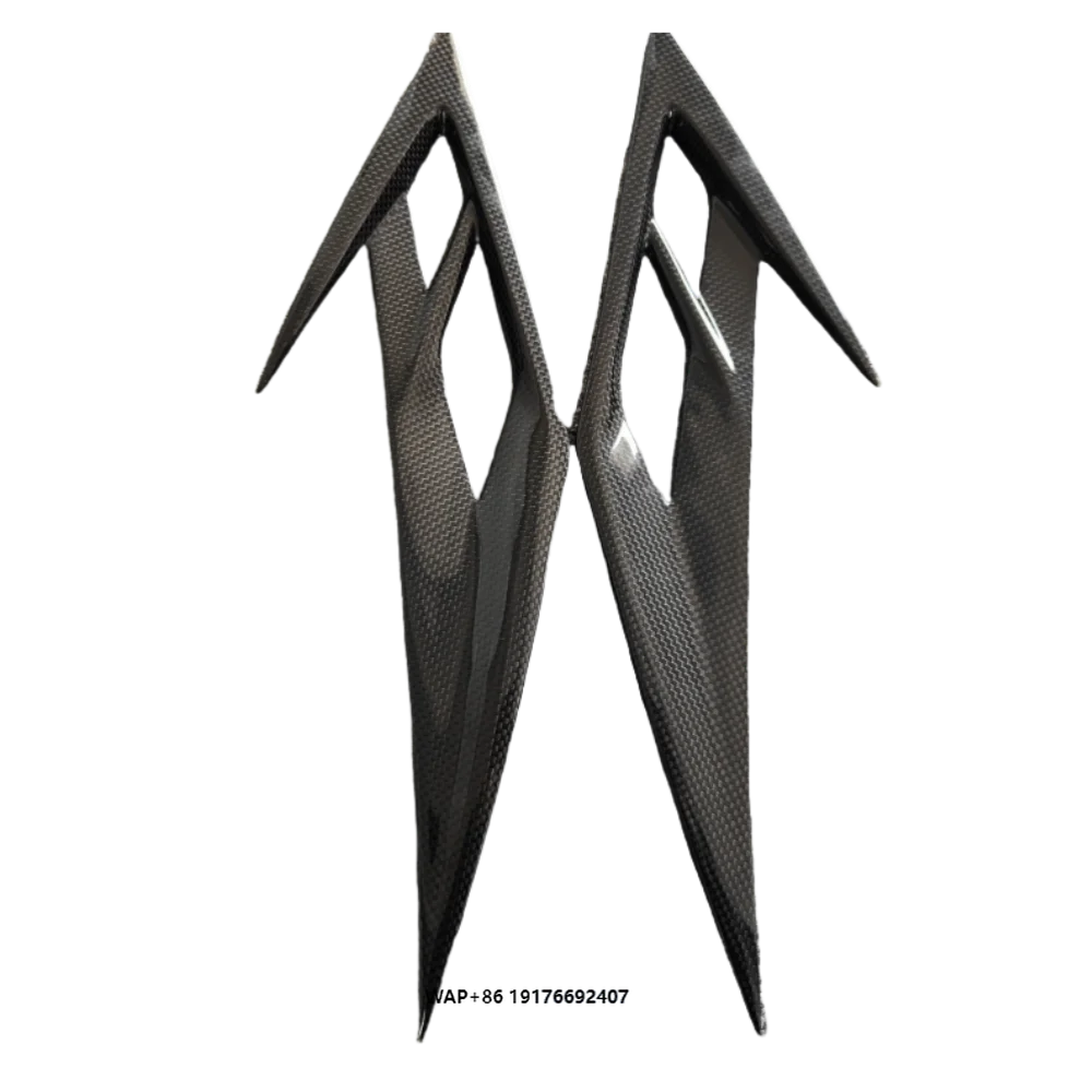 

Suitable for F8 Modification Upgrade M-type Dry Carbon Fiber Front air Vent Wind Knife Decoration Body Kit