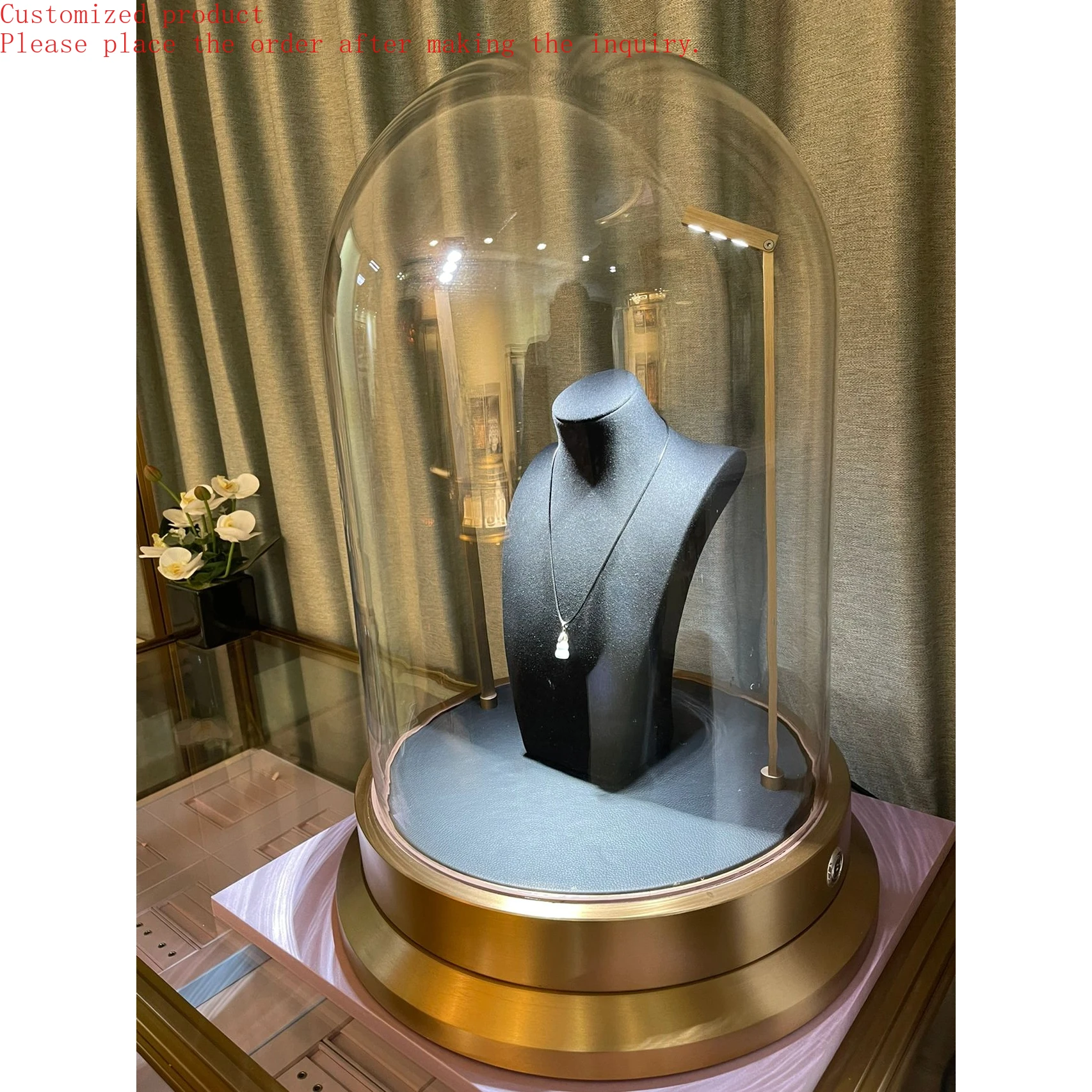 

Gold Necklace Display Retail Store LED Lighting Modern Small Tempering Glass Jewelry Showcase Cabinet With Lockable