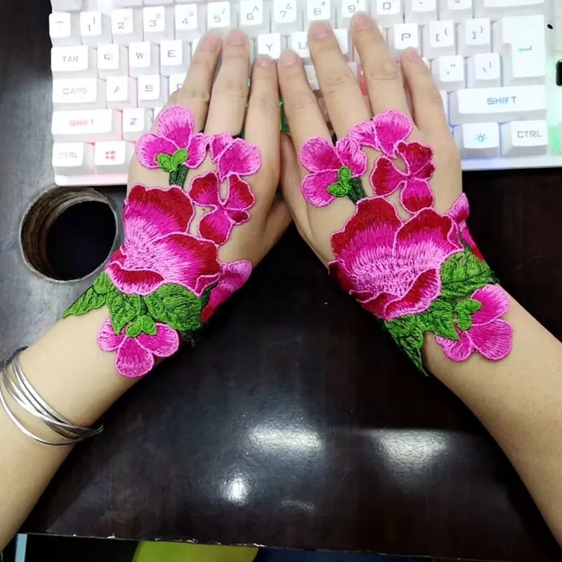 Gants sans doigts en dentelle pour femme, élégants et mignons, pour petite amie, rouge, rose, fleur brodée, demi-doigts