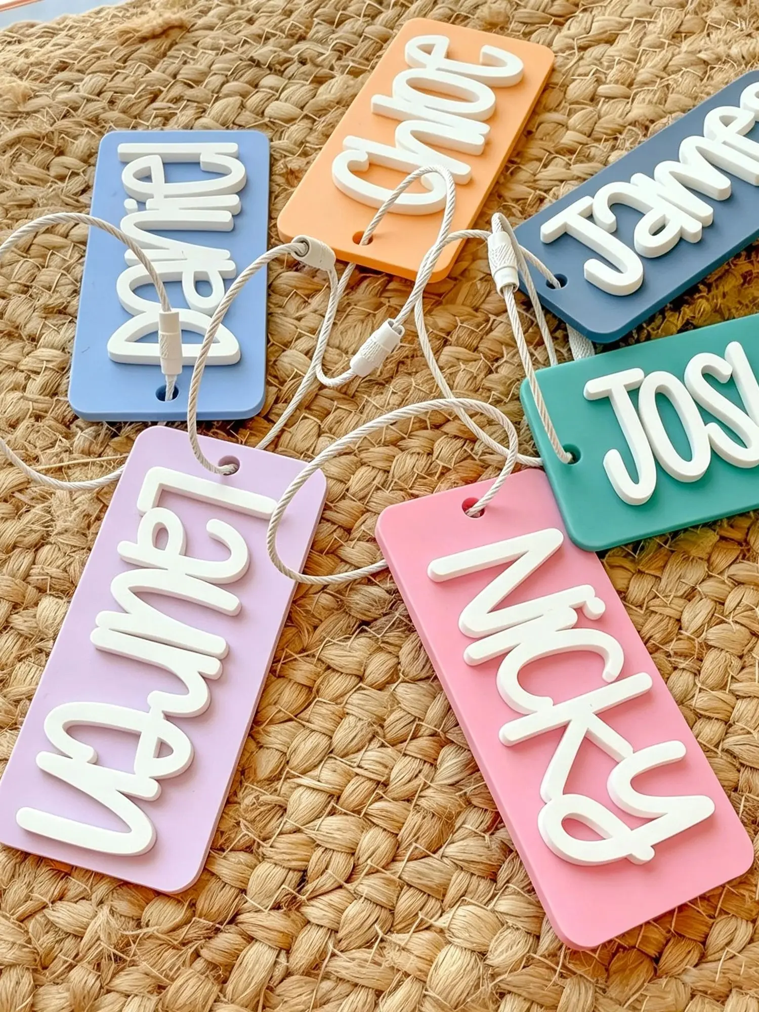 Personalisierter Namensschild-Schlüsselanhänger aus Acryl, Acryl-Namensschild, Namensschild für Rucksack, Wickeltasche, individuell gestaltbar, Namensschild für Lunchbox, Gepäckanhänger – Detail 6