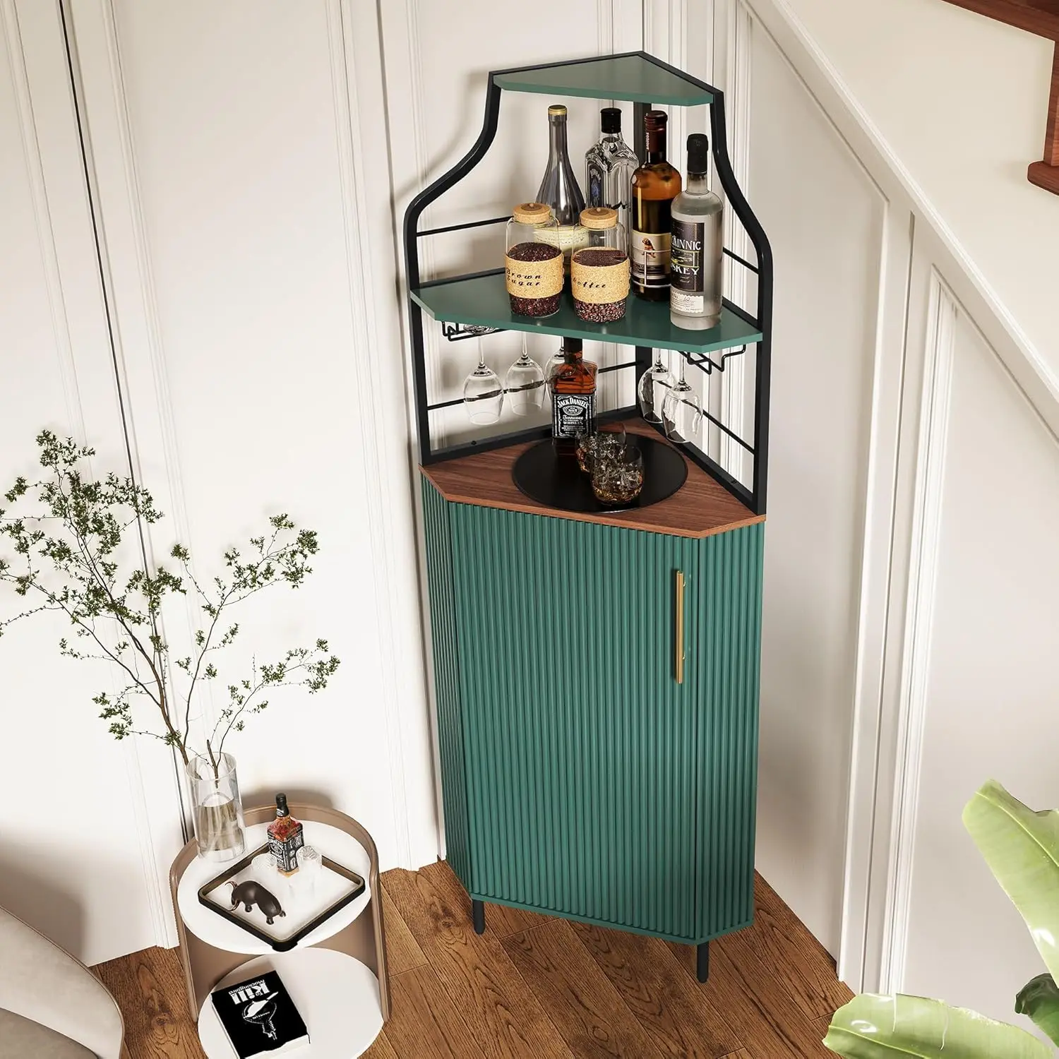 Mueble de Bar Esquinero con Tira de LED, Barra de Café Esquinera Moderna de 4 Niveles con Soporte para Vasos, Mueble Alto para Licores con Diseño Acanalado, Personalizable