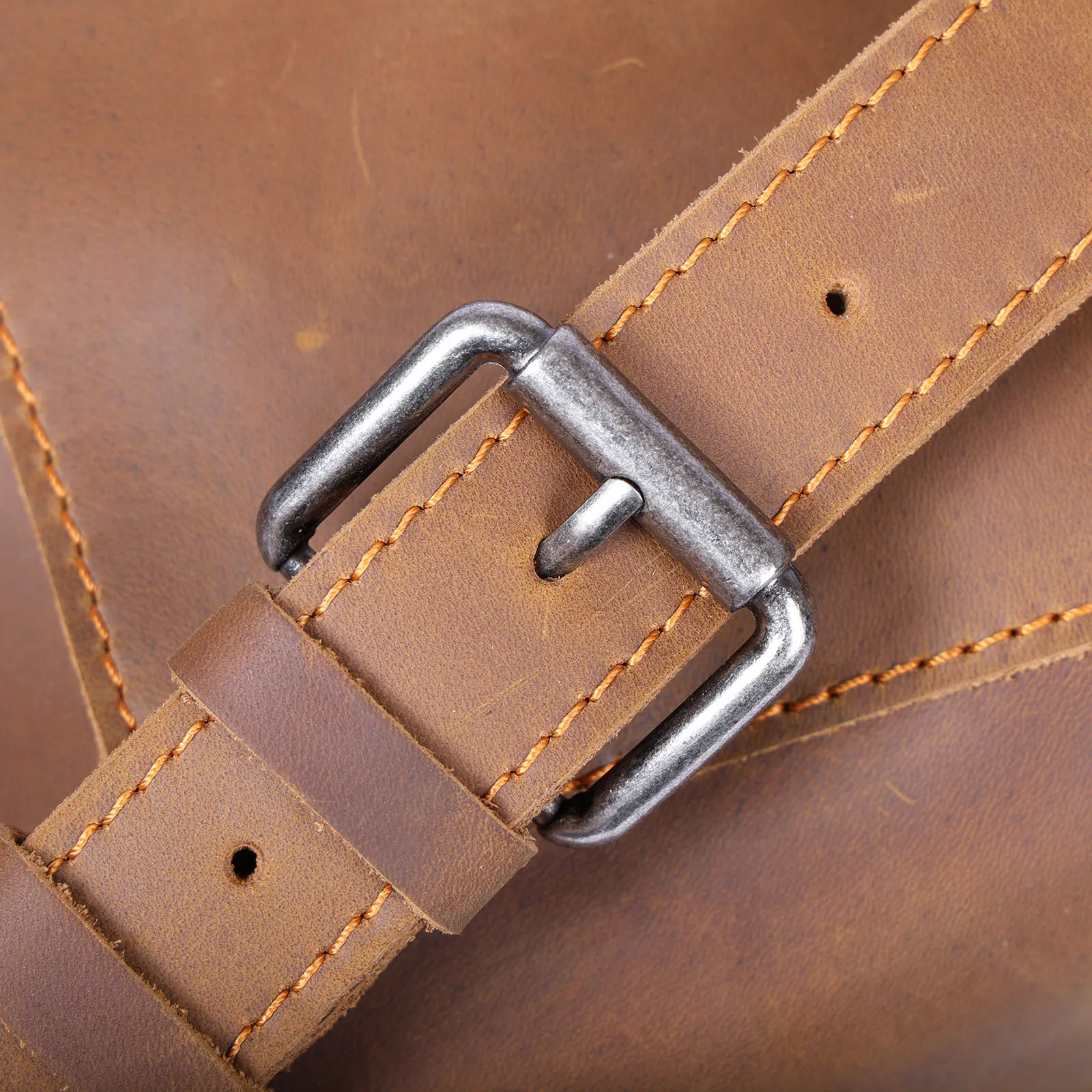 S.WORKER Vintage Herren-Umhängetasche aus Echtleder, Handgefertigte Crossbody-Tasche, Geschenk für Männer, für Handy & Schlüssel – Detail 10