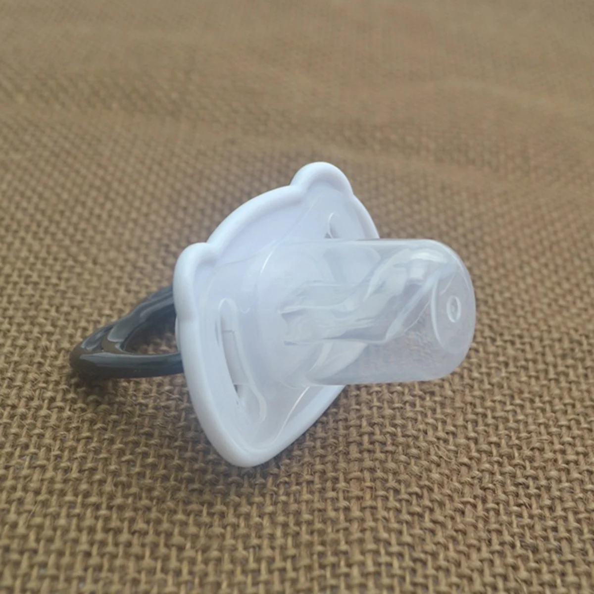 

4Pcs Baby Pacifiers Panda Design Safe Silicone Teats Soother Set Round Flat Head Mixed Infant Pacifier Baby Pacifiers