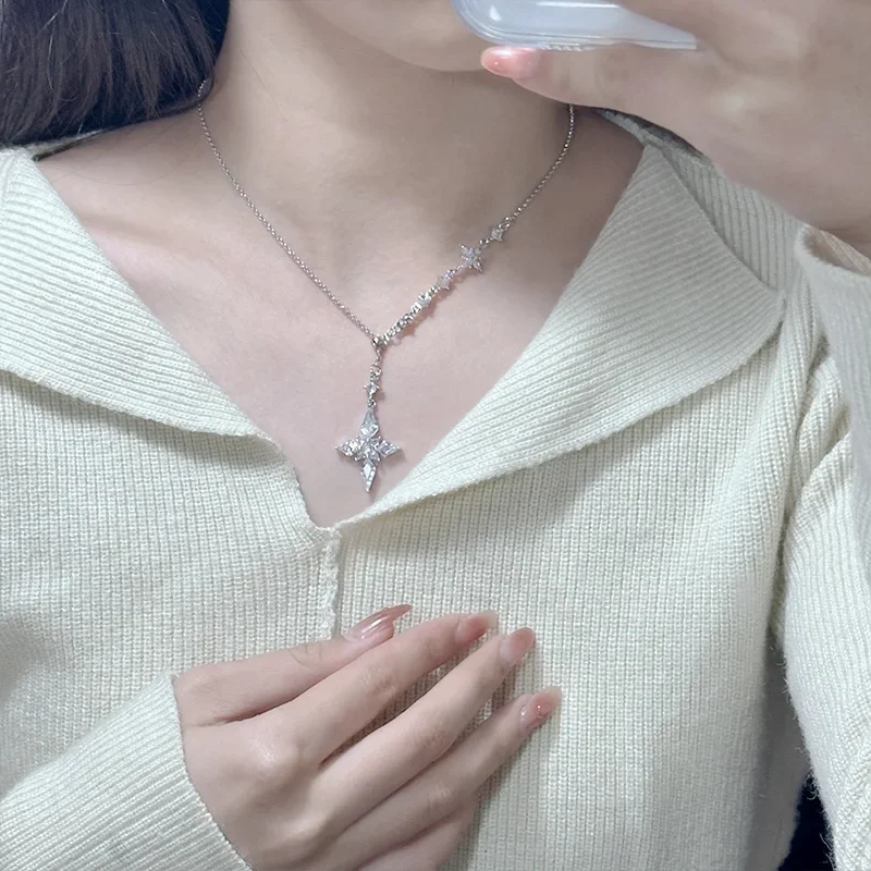 

MDL Moissanite Style.Original Seiko Designs Sweet Cool Zirconia Stud Earrings 18K Adjustable Diffuse Star Shaped Chains