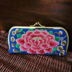 Embroidery Women's wallet Vintage canvas handmade wallet Red money purse Fashion hasp Floral purse for youth women