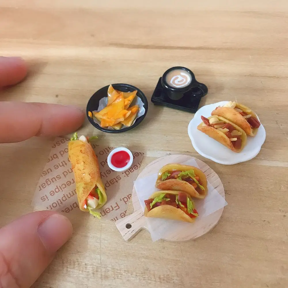 1/12 Scale Dollhouse Miniature tacos Baking burrito for Blyth OB11 BJD Doll House Kitchen Play Toys Accessories